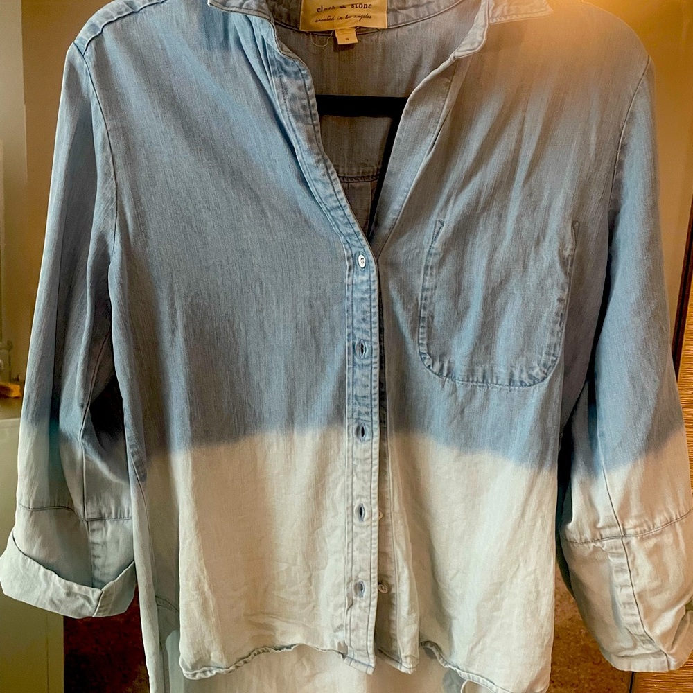Denim ombré button up 3/4 sleeve